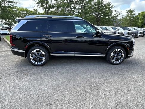 New 2026 Hyundai Palisade Limited FWD image 8