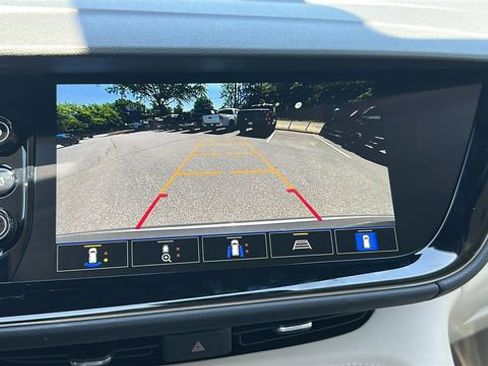 Used 2023 Buick Envision Avenir FWD image 30