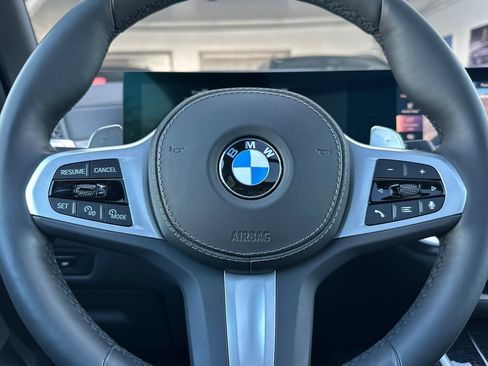 Used 2025 BMW X5 sDrive40i w/ M Sport Package RWD image 23