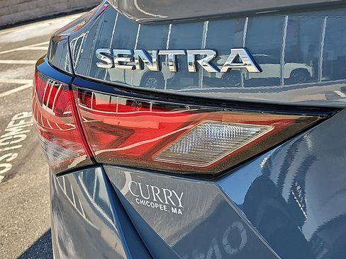 Certified 2025 Nissan Sentra SR w/ SR Premium Package FWD image 33