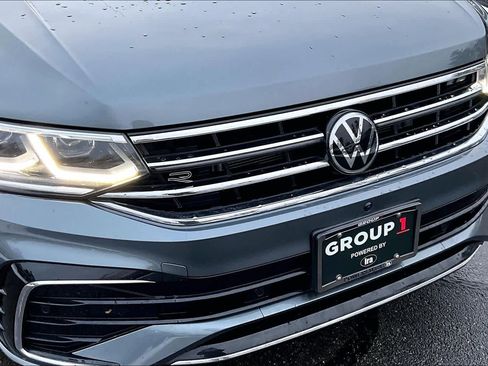 Used 2024 Volkswagen Tiguan SEL R-Line image 29