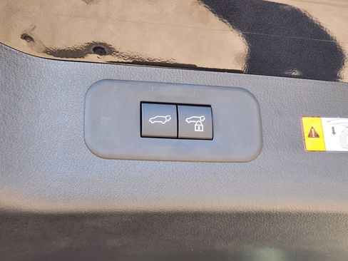 New 2026 Lexus TX 500h AWD image 23