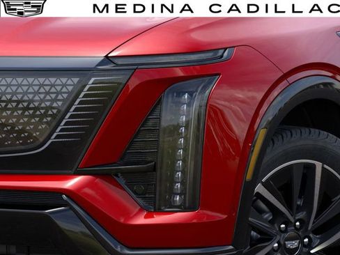 New 2026 Cadillac Vistiq Sport image 10