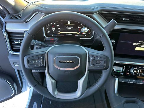 New 2026 GMC Sierra 2500 Denali w/ Denali Reserve Package image 23