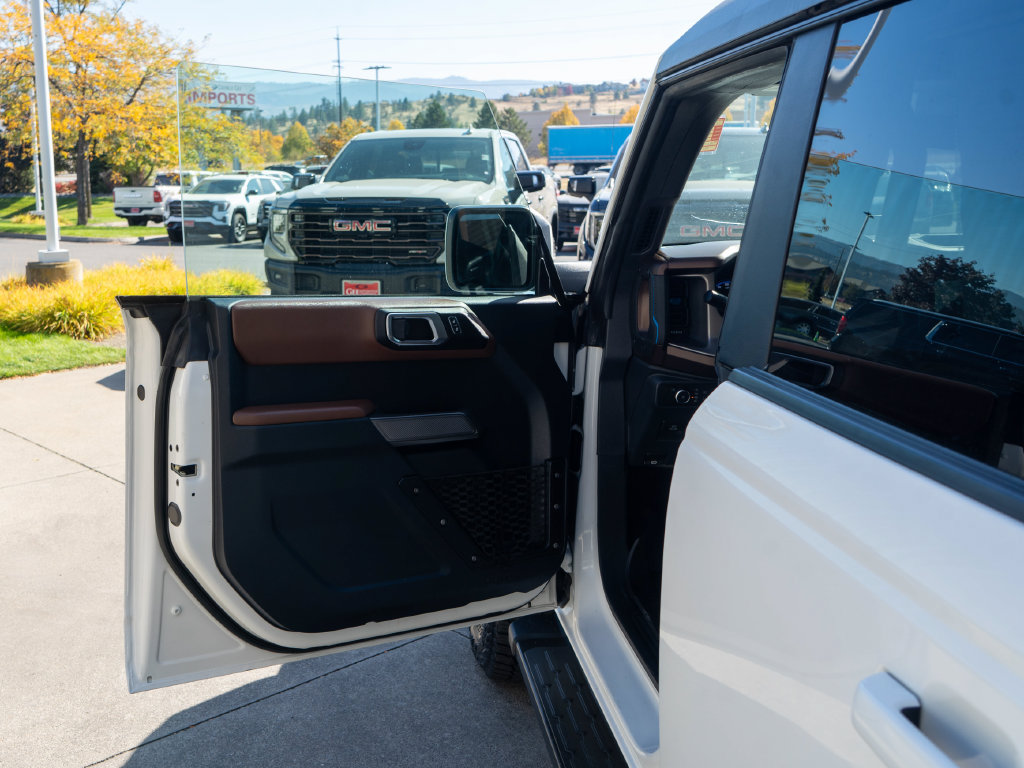 Used 2021 Ford Bronco Outer Banks AWD/4WD image 15