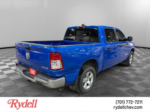 Used 2024 RAM 1500 Big Horn AWD/4WD image 3