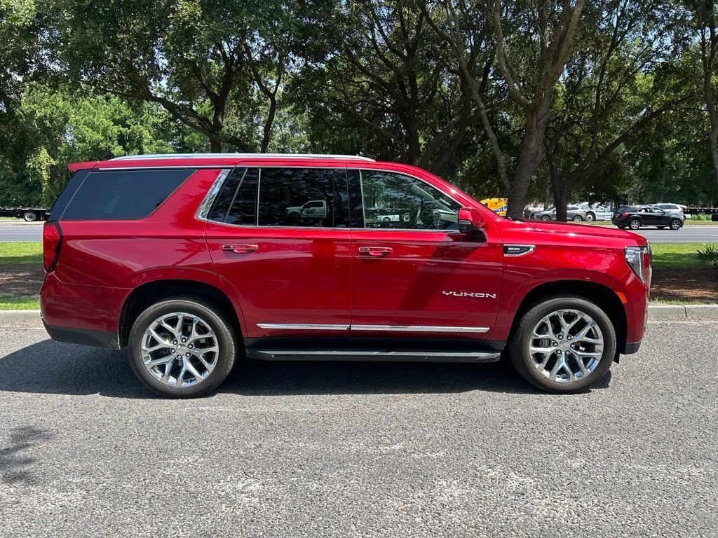 Used 2021 GMC Yukon SLT w/ SLT Luxury Plus Package AWD/4WD image 5
