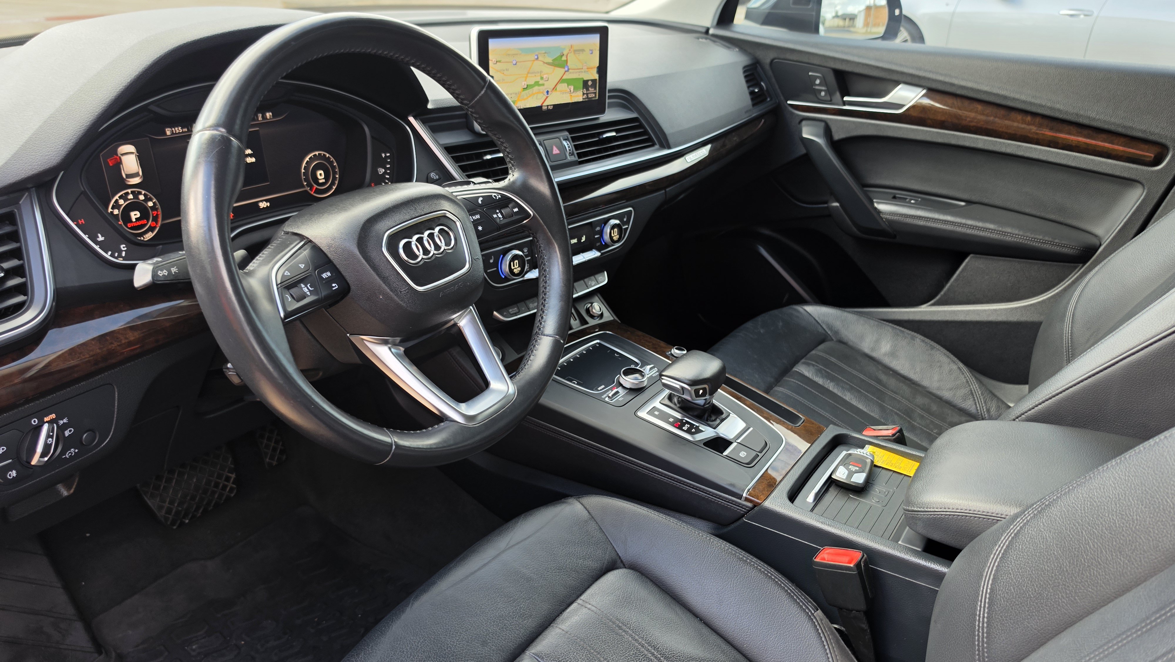 Used 2019 Audi Q5 2.0T Premium Plus w/ Premium Plus Package AWD/4WD image 24
