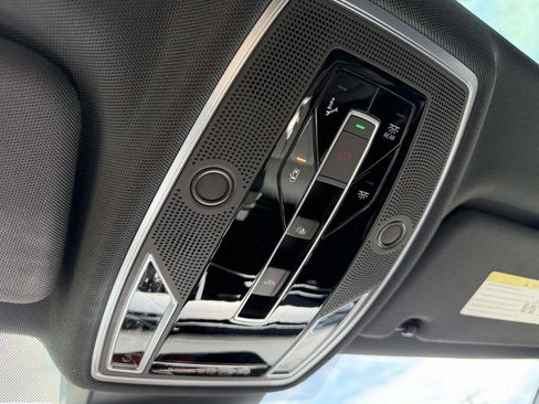 New 2026 Audi A8 L 3.0T AWD/4WD image 32