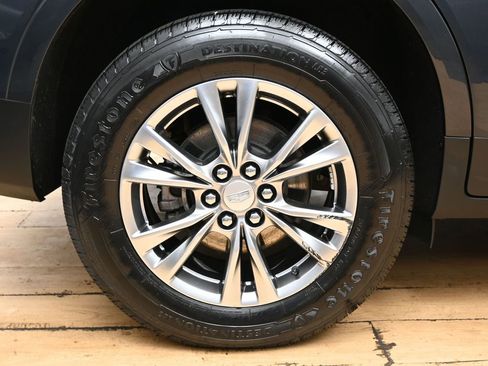 Used 2021 Cadillac XT5 Premium Luxury image 14