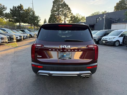 Used 2022 Kia Telluride S AWD/4WD image 7