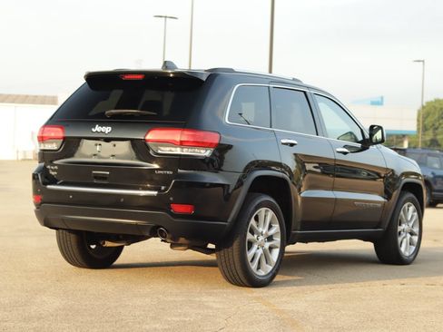 Used 2017 Jeep Grand Cherokee Limited w/ Luxury Group II AWD/4WD image 7