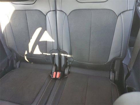 New 2025 Jeep Grand Cherokee L Altitude image 9