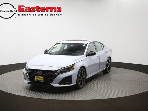 Used 2023 Nissan Altima 2.5 SR w/ SR Premium Package FWD image 54