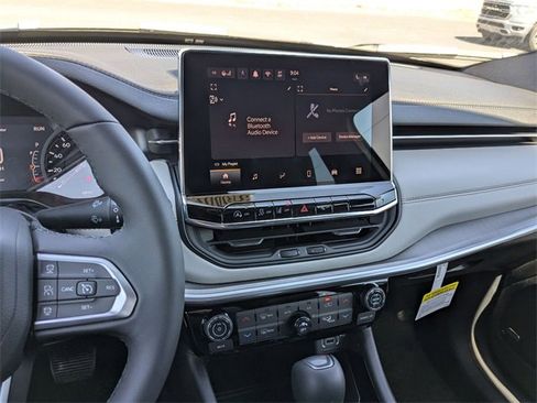 New 2025 Jeep Compass Limited w/ Sun & Sound Group image 26