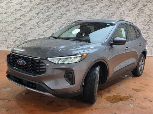 New 2026 Ford Escape ST-Line w/ Tech Pack #1 FWD image 4