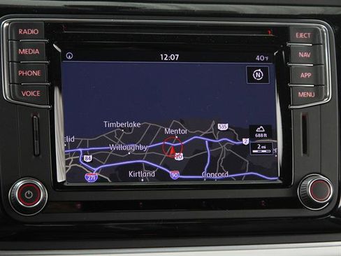 Used 2019 Volkswagen Beetle 2.0T SE image 12