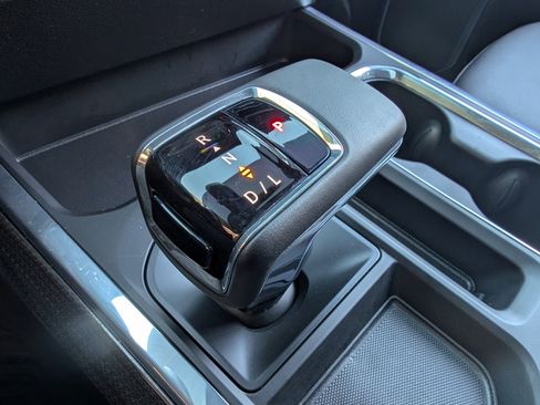 Used 2024 Chevrolet Silverado 1500 LT Trail Boss w/ LT Trail Boss Premium Package image 32