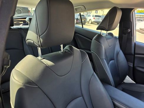 Used 2021 Toyota Prius Prime XLE image 14