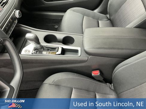 Used 2024 Nissan Altima 2.5 S image 14
