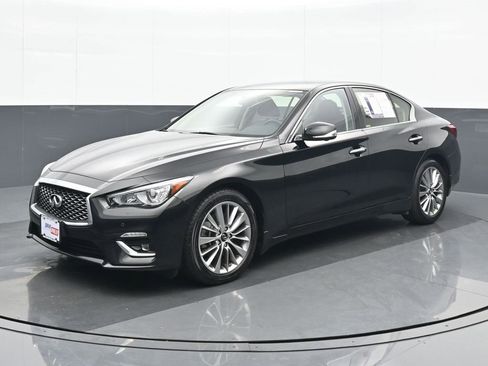 Used 2022 INFINITI Q50 Luxe w/ Cargo Package image 2