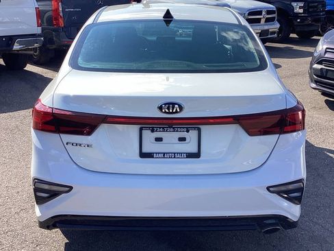 Used 2020 Kia Forte LXS FWD image 7