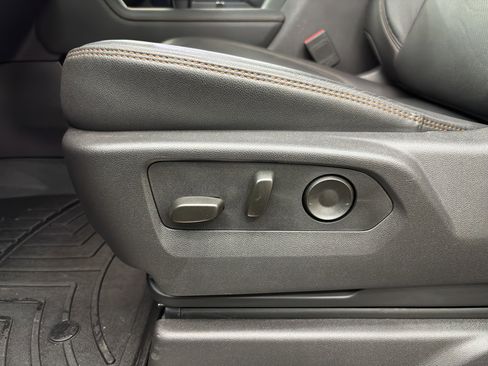 New 2025 GMC Sierra 1500 AT4 w/ AT4 Premium Package image 22