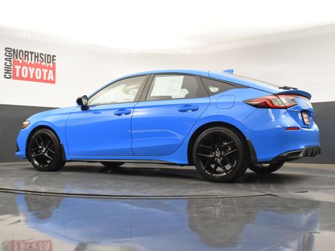 Used 2023 Honda Civic Sport image 29
