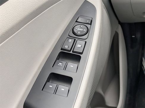 Used 2021 Hyundai Tucson SEL image 24