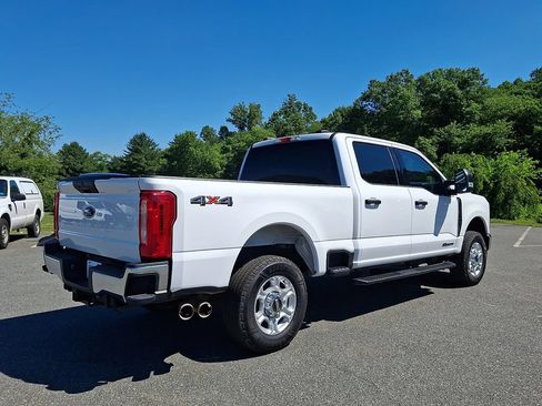 Used 2025 Ford F250 XLT AWD/4WD image 6