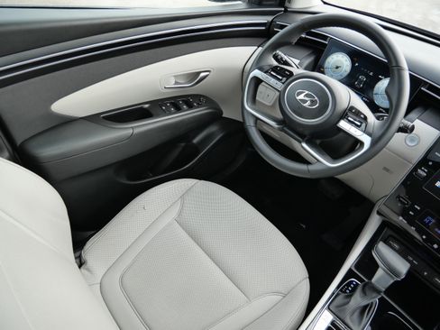 Certified 2023 Hyundai Tucson SEL w/ Convenience Package image 9