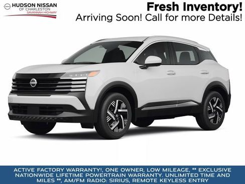 Used 2025 Nissan Kicks SV image 1