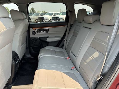 Used 2018 Honda CR-V Touring image 24