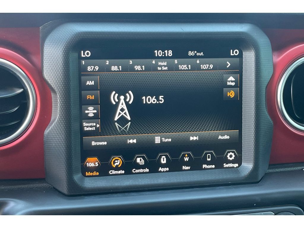 Used 2022 Jeep Wrangler Unlimited Rubicon AWD/4WD image 26