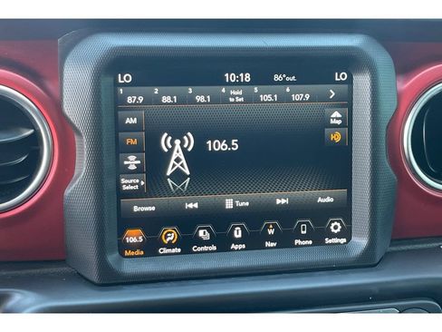 Used 2022 Jeep Wrangler Unlimited Rubicon AWD/4WD image 26