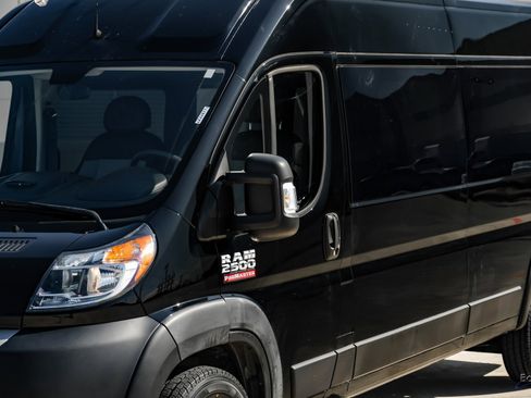 Used 2020 RAM ProMaster 2500 image 22