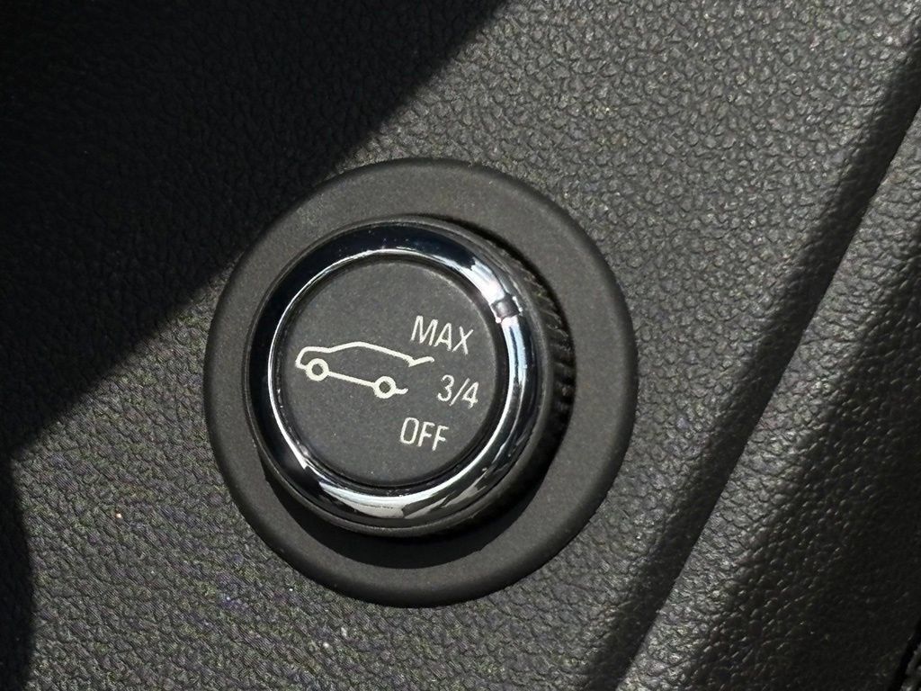 Used 2022 Chevrolet Blazer RS FWD image 17