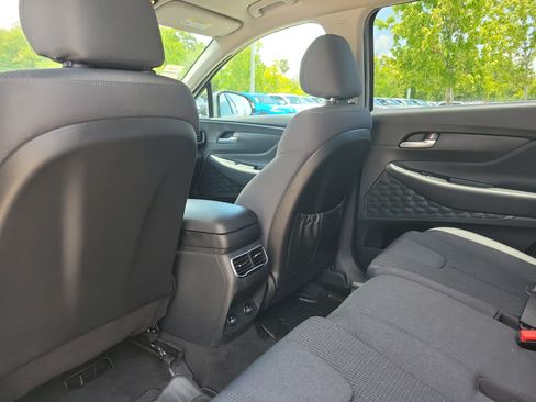 Used 2023 Hyundai Santa Fe SEL FWD image 15