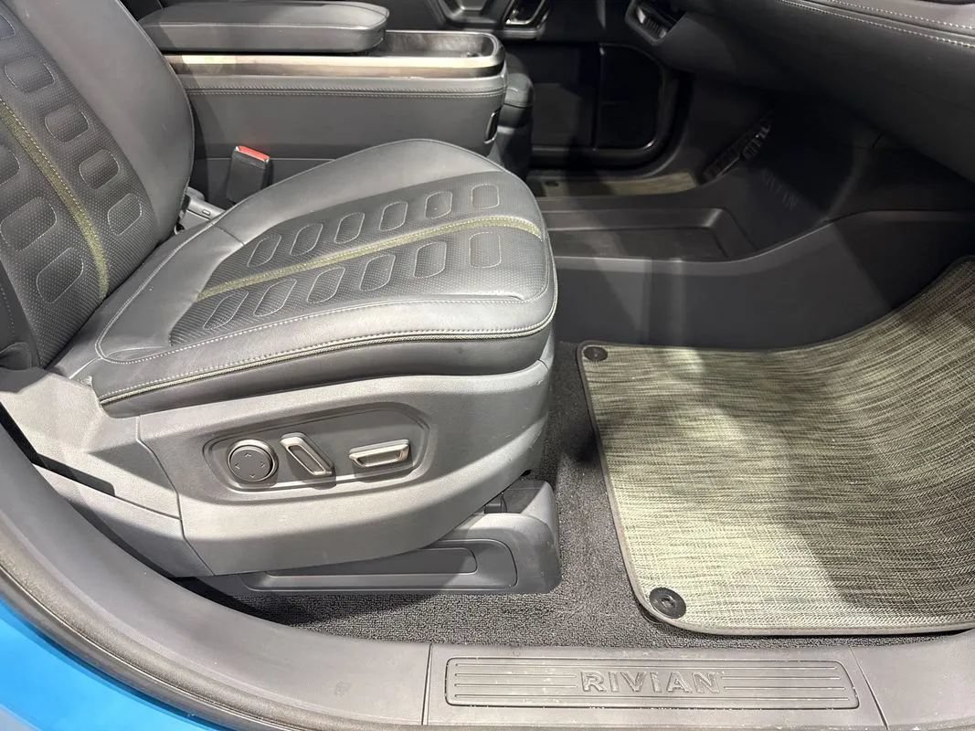 Used 2022 Rivian R1T Adventure AWD/4WD image 86