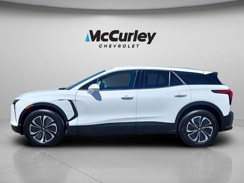 Used 2024 Chevrolet Blazer EV LT AWD/4WD image 4