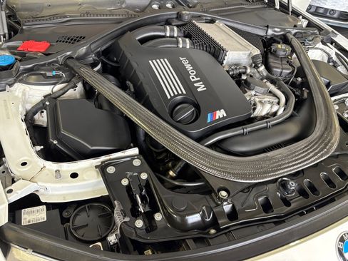 Used 2016 BMW M4 Coupe image 27