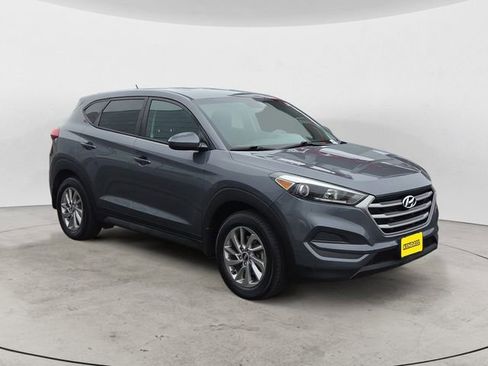 Used 2017 Hyundai Tucson SE image 7