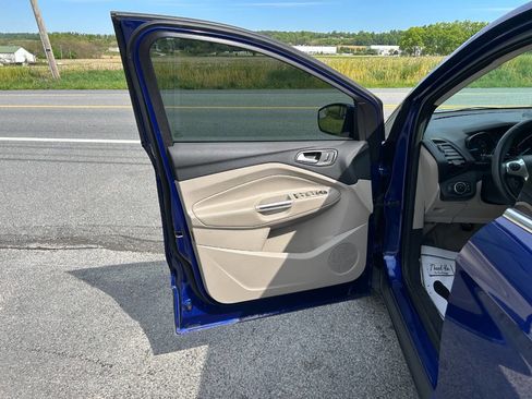Used 2016 Ford Escape SE w/ SE Leather Comfort Package FWD image 12