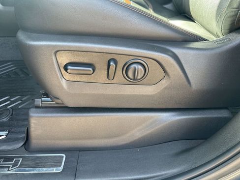 Used 2020 GMC Sierra 1500 AT4 w/ AT4 Premium Package image 14