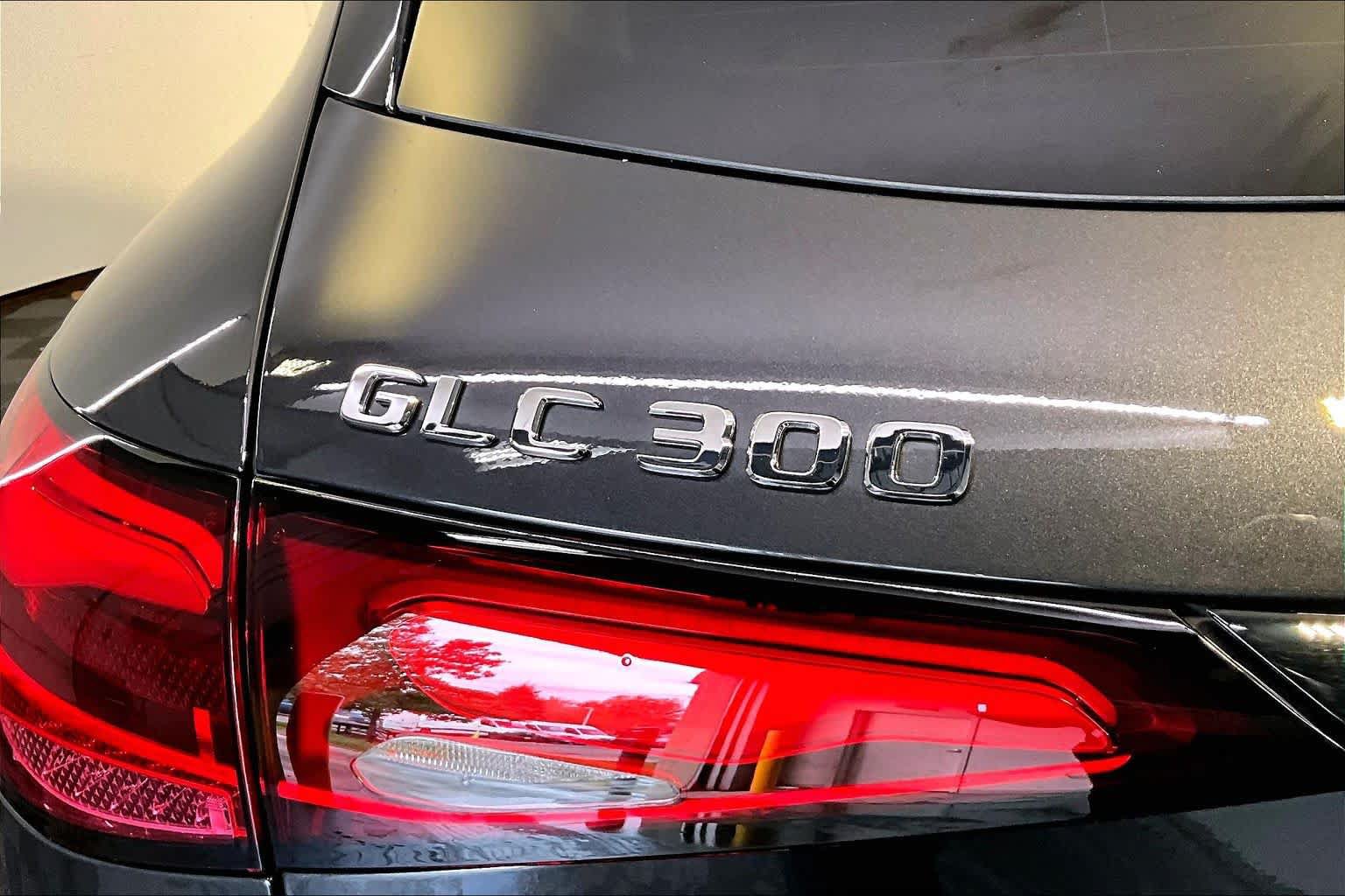 Certified 2026 Mercedes-Benz GLC 300 4MATIC image 33
