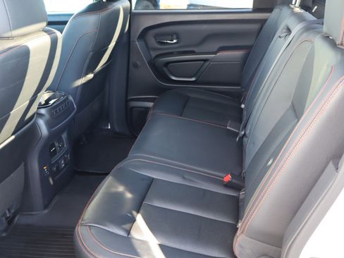 Used 2024 Nissan Titan PRO-4X w/ Pro-4x Convenience Package image 33
