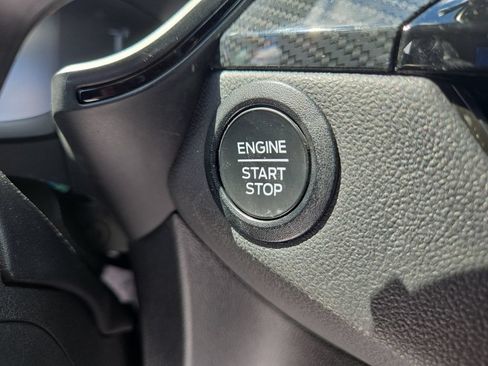Used 2024 Ford Escape ST-Line AWD/4WD image 24