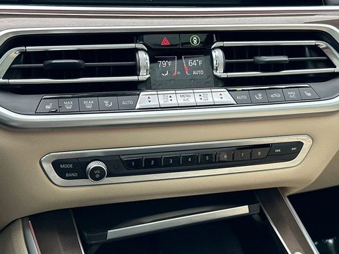 Used 2022 BMW X5 sDrive40i w/ Climate Comfort Package image 20