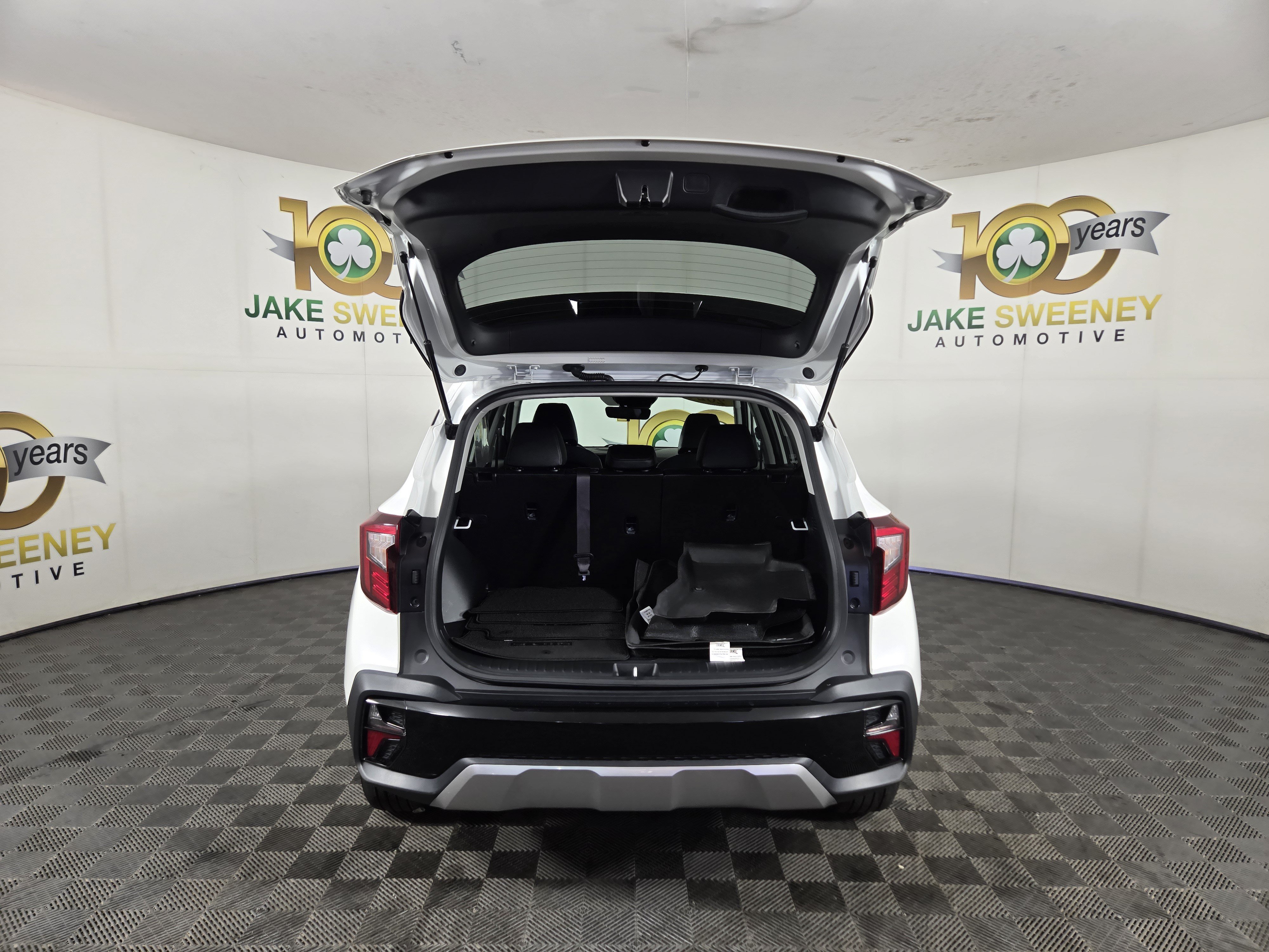 Used 2024 Kia Seltos EX AWD/4WD image 33