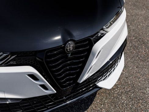 New 2026 Alfa Romeo Tonale w/ Active Assist Package image 39